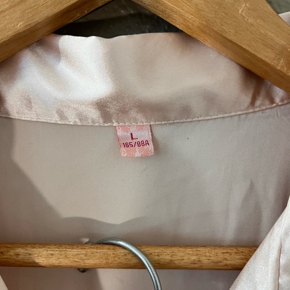 Blush Pink Satin Pajama Set Women’s Large Button Down Top & Pants - Picture 8 of 15